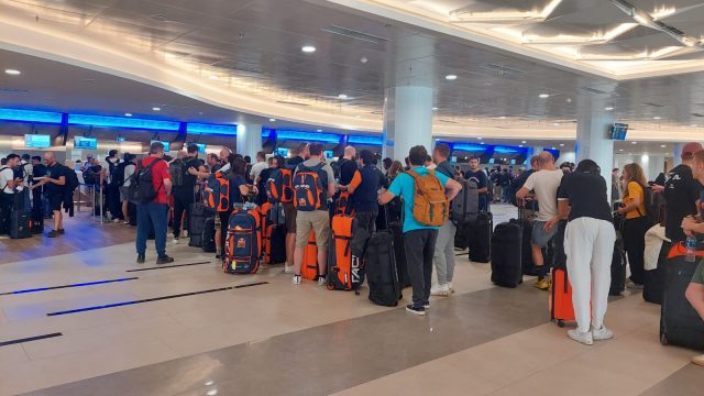 Suasana penumpang di Bandara Lombok (sumber: Angkasa Pura Bandara Lombok)