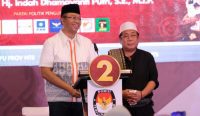 Paslon nomor urut 02, Zul-Uhel tampil saat Debat Kedua Pilgub NTB 2024 pada Jumat malam, 8 November 2024.