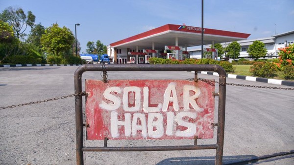 Ilustrasi solar habis