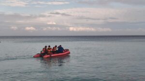 Tim SAR mencari nelayan yang hilang di Lombok Utara
