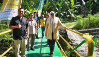 Peresmian jembatan Amanah Bank NTB Syariah di Dusun Batulayar Utara, Kabupaten Lombok Barat