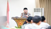 Kepala Kantor Wilayah Kementerian Agama Provinsi Nusa Tenggara Barat, H. Zamroni Aziz