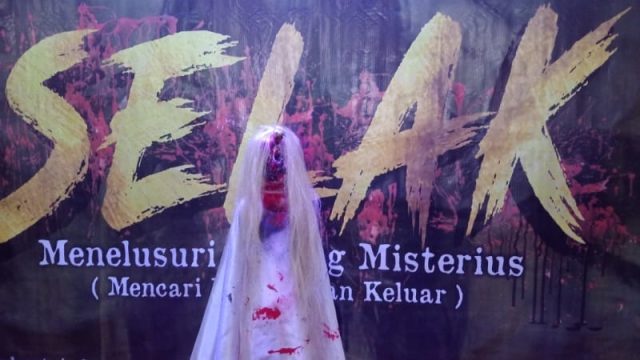rumah hantu