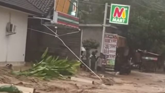 Banjir Kuta Loteng