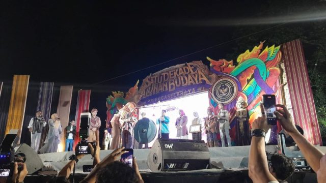 Tenun Pringgasela